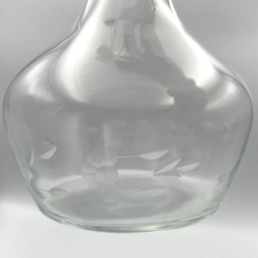 Princess House Heritage Etched Glass Carafe 8.5